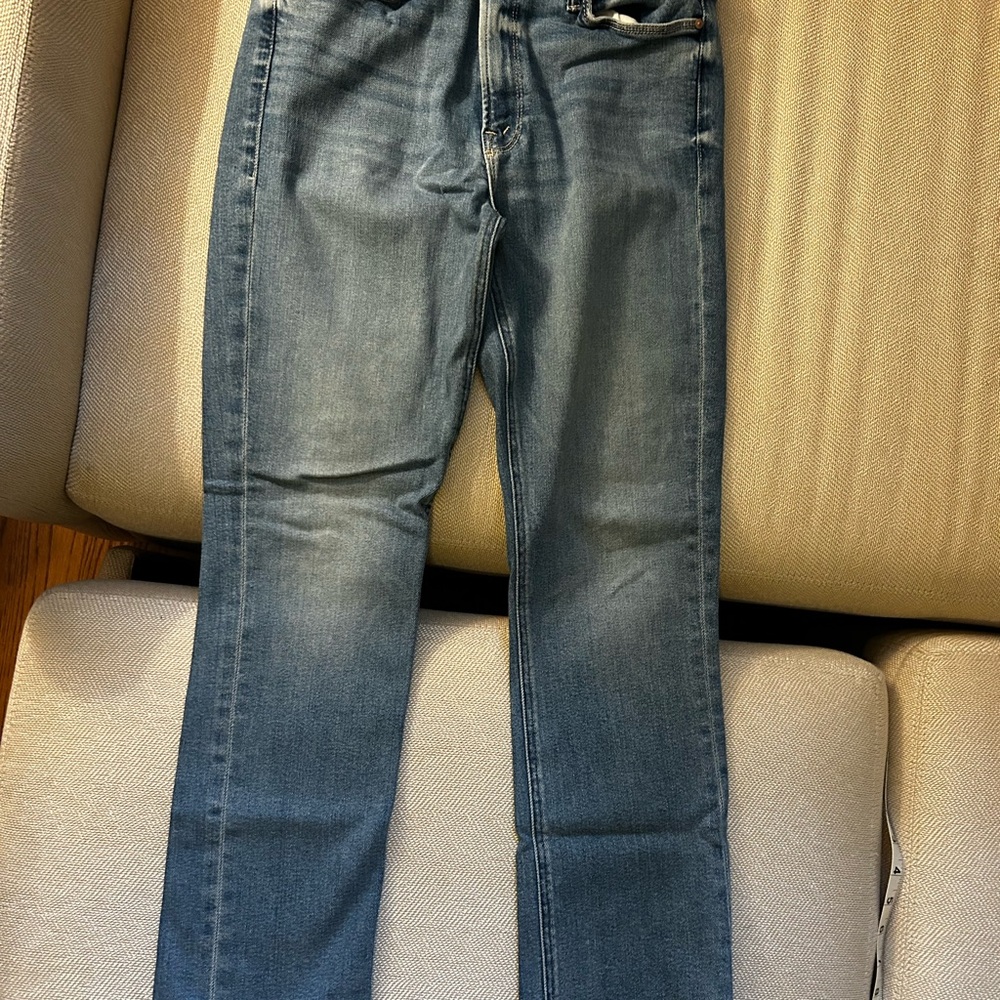 MOTHER Denim Mid Rose Dazzler Ankle Fray in Riding the Cliffside